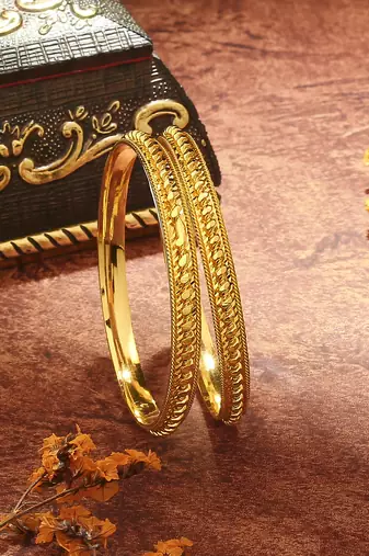 Set of 2 Yellow Gold Bangles