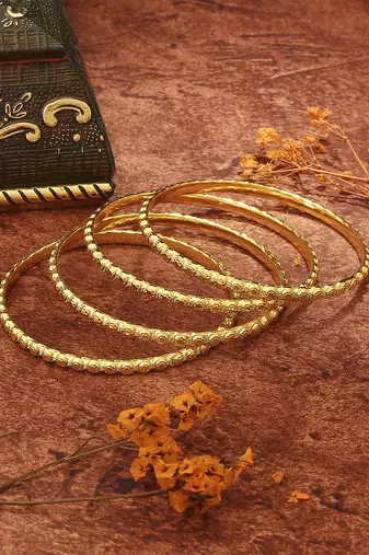 Set of 4 Designer Bangles