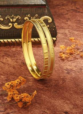 Set of 2 Gold-Plated Etching Work Bangles 1