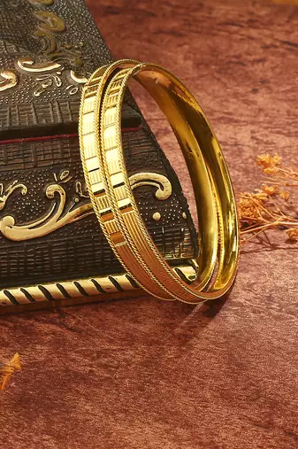 Set of 2 Gold-Plated Etching Work Bangles