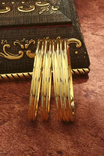 Set of 4 Antique Bangles