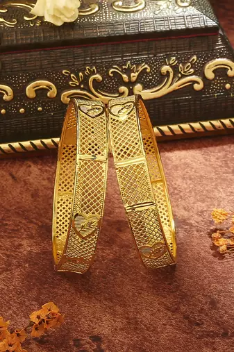 Set of 2 Heart-Shaped Bangles