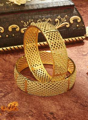 Stunning Gold-Plated Bangles for Traditional Ceremonies 2