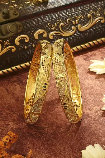 Exquisite Gold Plated Wedding Bangles - Set of 2