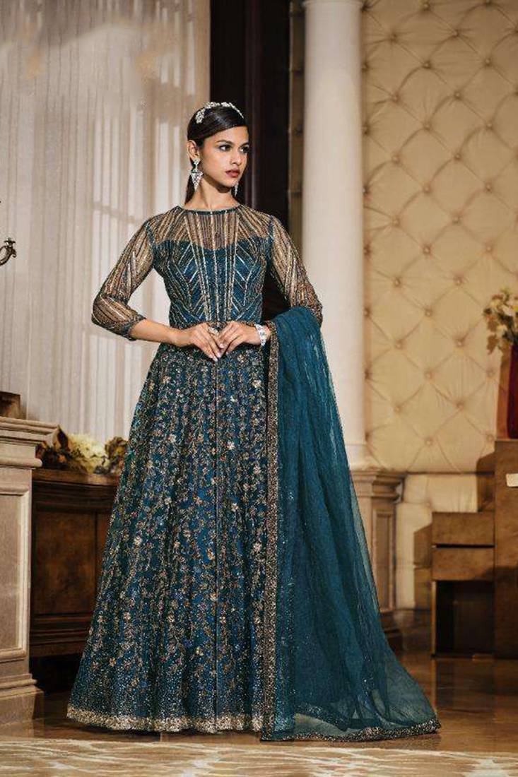 mirraw gown collection