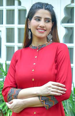 Women'S Rayon & Cotton Cambric Zig-Zag Printed A-Line Kurta 2