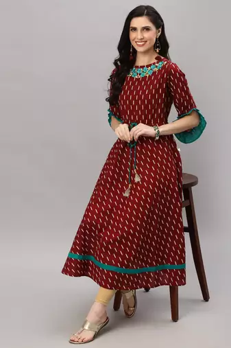 Women'S Cotton Embroidered Ikat Printed Anarkali Kurta Dress (Maroon)