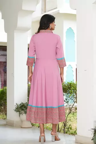 Women'S Pink Polyester Embroidered Anarkali Kurta (Pink)
