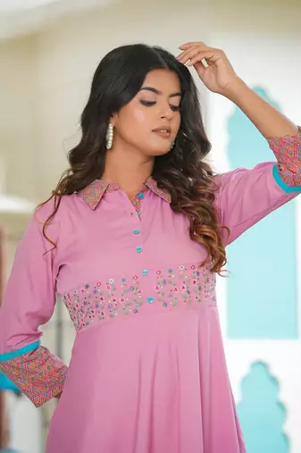 Women'S Pink Polyester Embroidered Anarkali Kurta (Pink)
