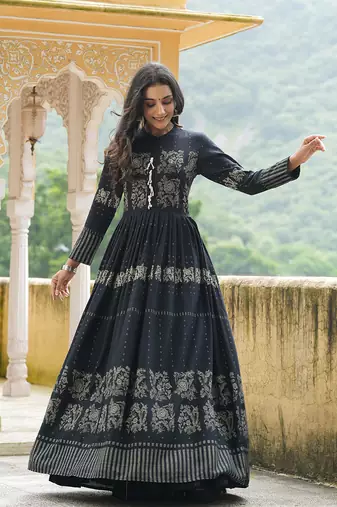 Women black printed cotton ethnic kurti