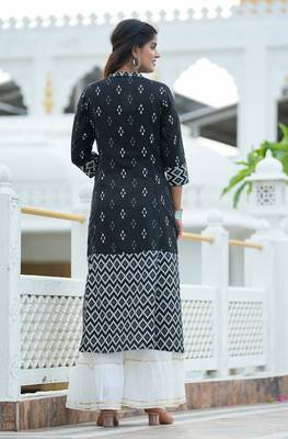 Women'S Cotton Ikat Printed A-Line Kurta (Black) 2
