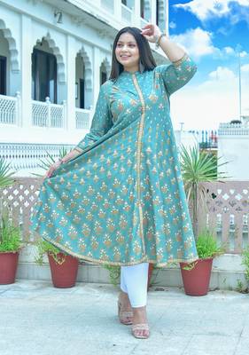 Women'S Plus Size Rayon Floral Printed Anarkali Kurta 1