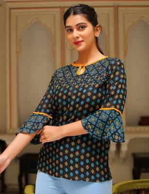 Women'S Floral Printed Top (Black) 1