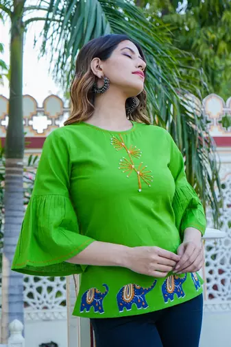 Women'S Cotton Slub Patch Work Top (Green)