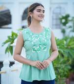 Women'S Rayon Slub Embroidered Regular Top (Green)