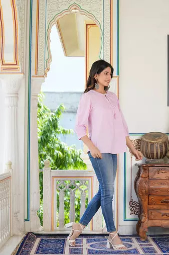 Women'S Rayon Embroidered Top (Lavender)