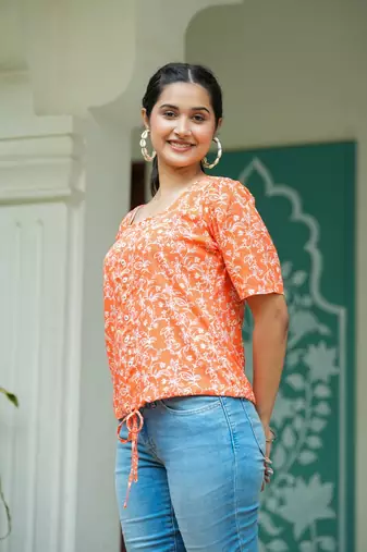 Women'S Floral Printed Regular Top (Orange)