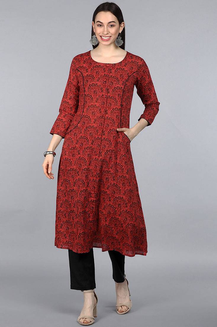 Women red printed cotton ethnic kurti