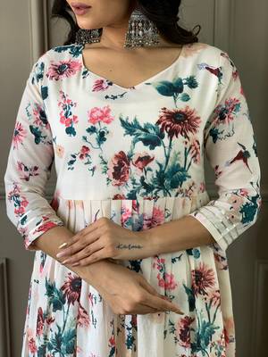 White Digital Print Cotton Rayon Fabric Straight Kurta Pant and Dupatta Set 3