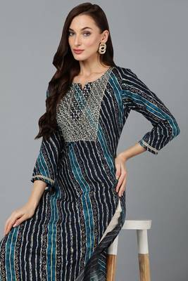 Women navy-blue printed cotton ethnic kurti 2