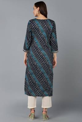 Women navy-blue printed cotton ethnic kurti 5