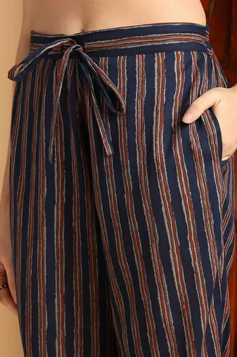 women blue pure cotton floral printed straight kurta trousers with dupatta