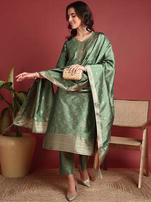 women green silk blend ethnic motifs woven design straight kurta trousers with dupatta 3
