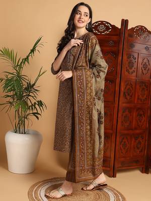 women mustard pure cotton floral printed straight kurta trousers with dupatta 3