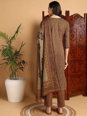 women mustard pure cotton floral printed straight kurta trousers with dupatta 4