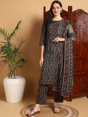 women black pure cotton floral printed straight kurta trousers with dupatta 1
