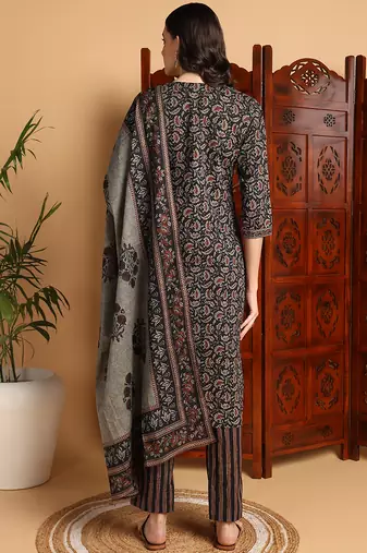 women black pure cotton floral printed straight kurta trousers with dupatta