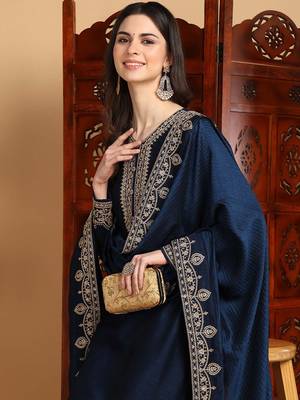 women navy blue silk blend solid embroidered straight kurta palazzos with dupatta 4