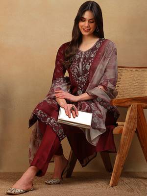 women rust organza floral embroidered straight kurta trousers with dupatta 2