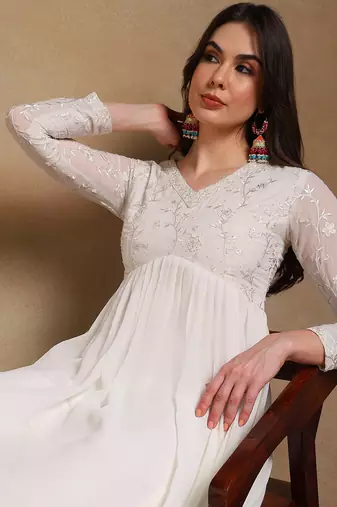 women off white poly georgette solid embroidered a-line kurta trousers with dupatta