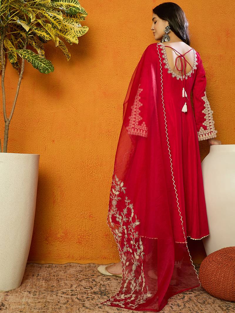 fuchsia silk blend solid embroidered anarkali kurta trousers with dupatta