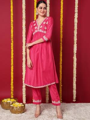 women pink silk blend solid embroidered straight kurta with trousers 1
