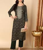 Women green printed rayon ethnic kurti