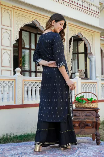 Women'S Rayon Geomatrical Printed Kurti (Black)