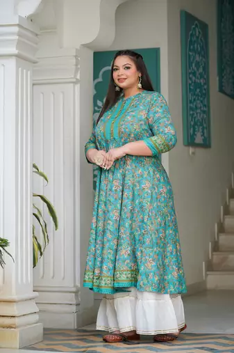Women'S Plus Size Floral Printed Anarkali Kurti (Green)