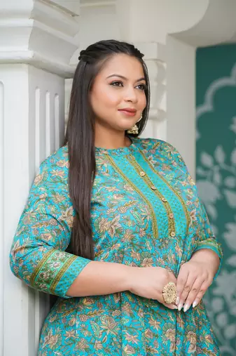 Women'S Plus Size Floral Printed Anarkali Kurti (Green)