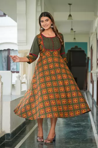 Women'S Floral Printed Pintucks Anarkali Kurta (Green)