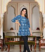 Women'S Geomatric Printed Short Kurti (Blue)