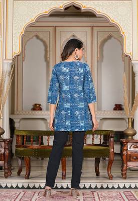 Women'S Geomatric Printed Short Kurti (Blue) 3