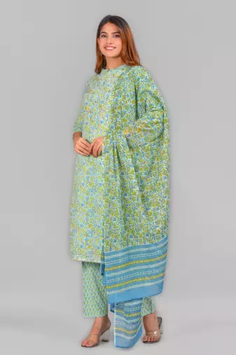 Women'S Embroidered Floral Printed Straight Kurti With Pant And Dupatta(Green)