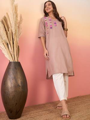 Dirt brown linen pink blue patti v neck kurta 5
