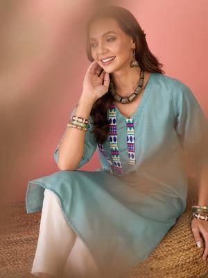Dusty teal linen pink blue teal patti v neck kurta 5