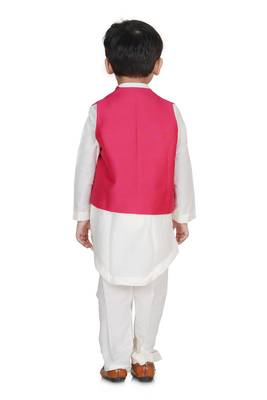Ivory fushia kurta set 3