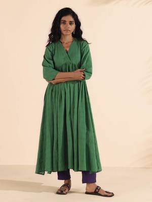 Truebrowns green cotton dobby flared kurta pant set 1