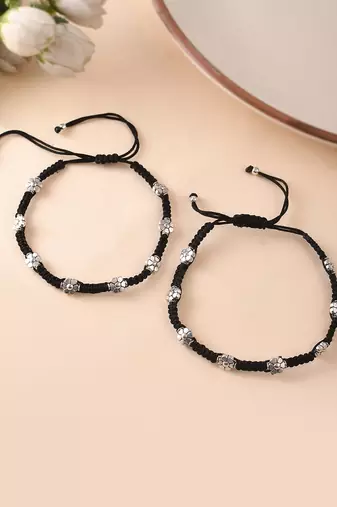 silver-plated flowers & black beaded threaded anklet