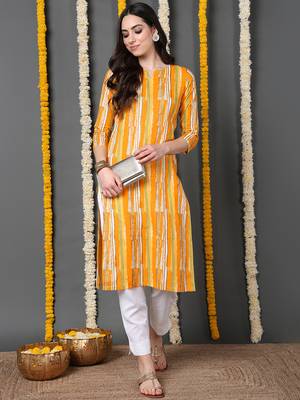women yellow cotton abstract printed straight kurta 5